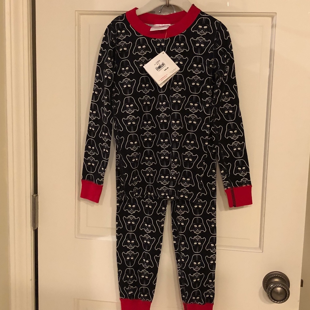 Hanna Andersson Star Wars Darth Vader PJs Sz 5/110